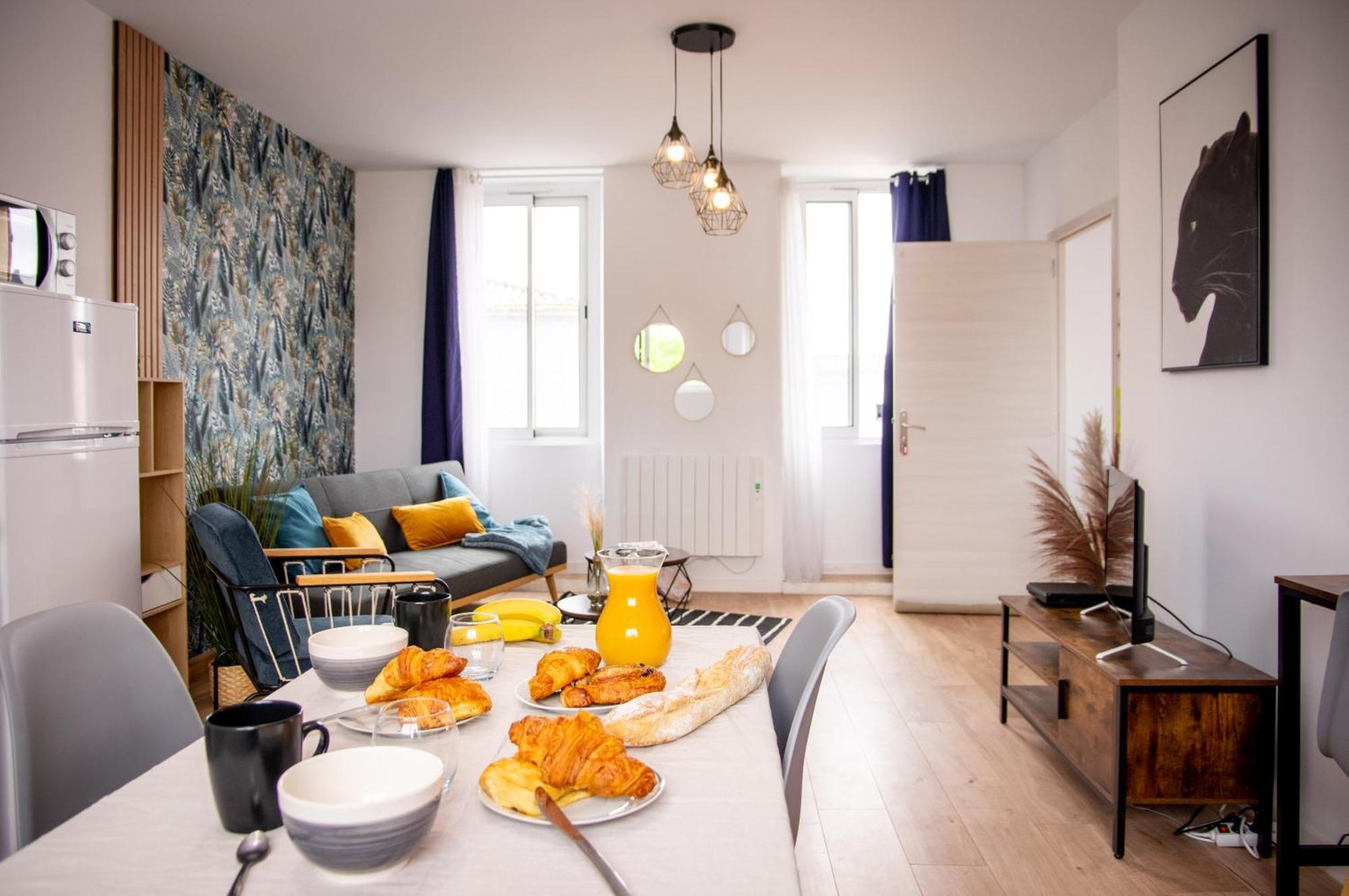 Duplex Cocoon - 10 Min De Blaye - 20 Min Cnpe - Wifi - Tv Hd Daire Saint-Seurin-de-Cursac Dış mekan fotoğraf
